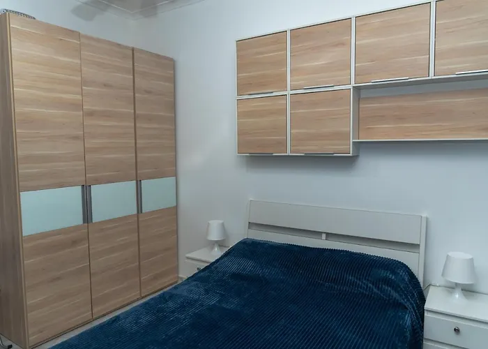 Sea-view 2 Bedroom -sleeps 6 Appartement